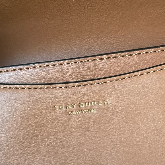 Authentic Tory Burch Britten Mixed Material Shoulder Bag Acorn Suede & Leather. - Picture 6 of 10